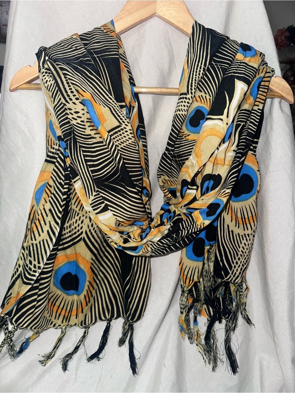 Peacock Feather Print Black & Blue Sarong/Scarf/Shawl NWOT